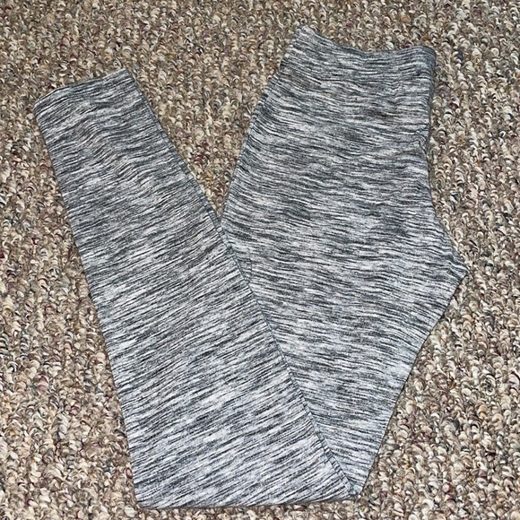 Womens Express Workout Leggings - Picture 3 of 3